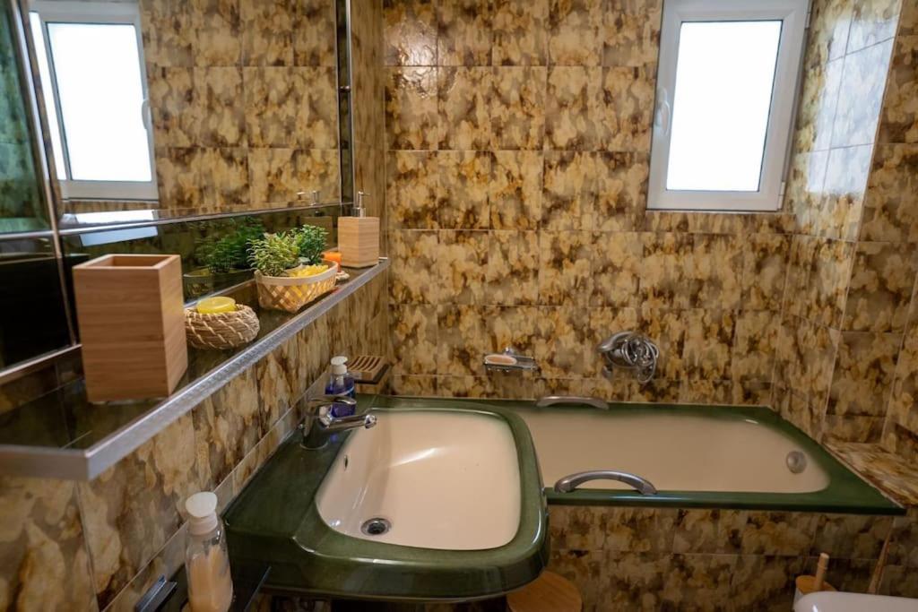 Apartament Angela Stylist House Pireus Zewnętrze zdjęcie